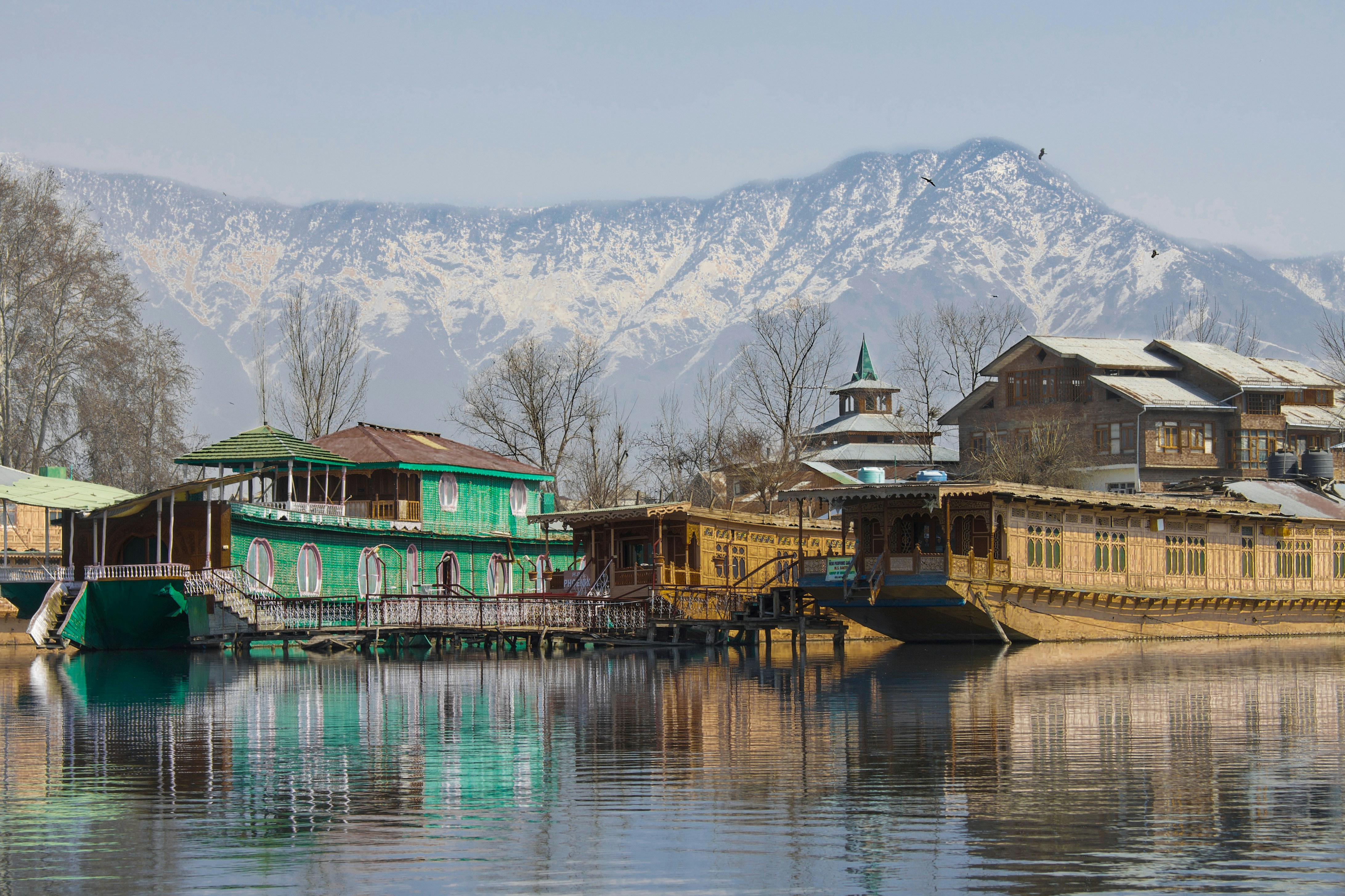 DOODHPATHRI EXCURSION – DELUXE HOUSEBOAT STAY — Srinagar